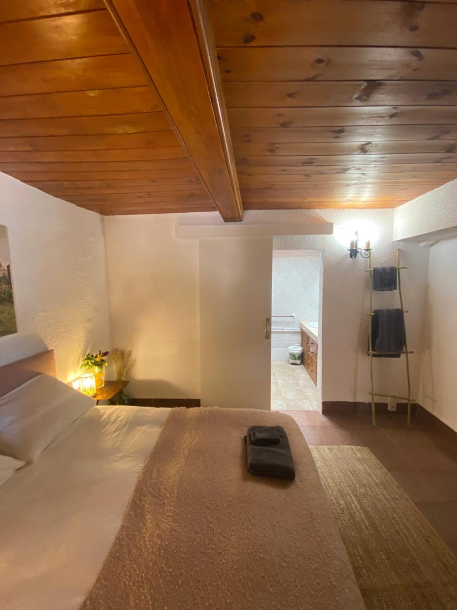 Pink Lemon House Bed & Breakfast Elche Eksteriør bilde
