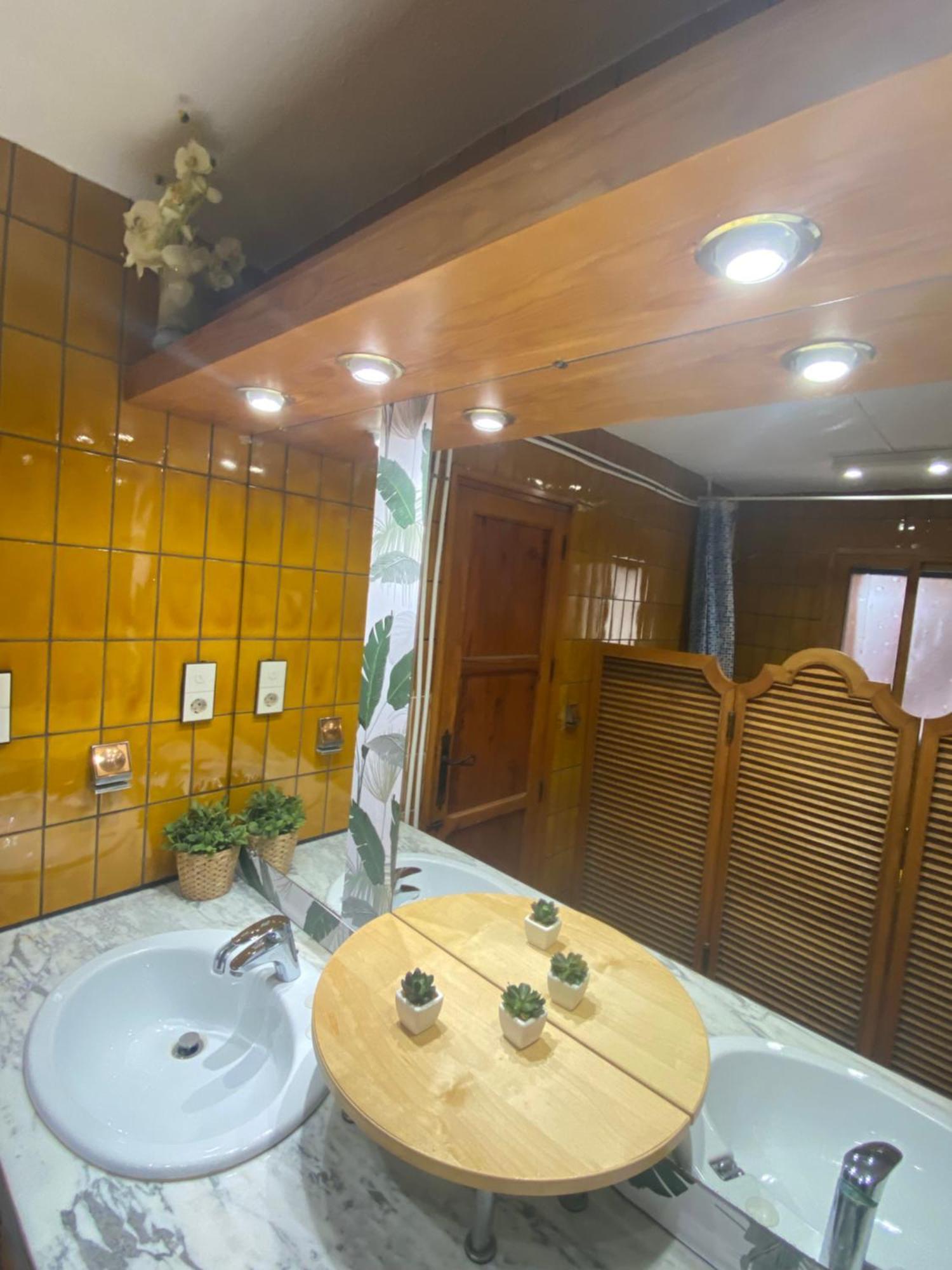 Pink Lemon House Bed & Breakfast Elche Eksteriør bilde