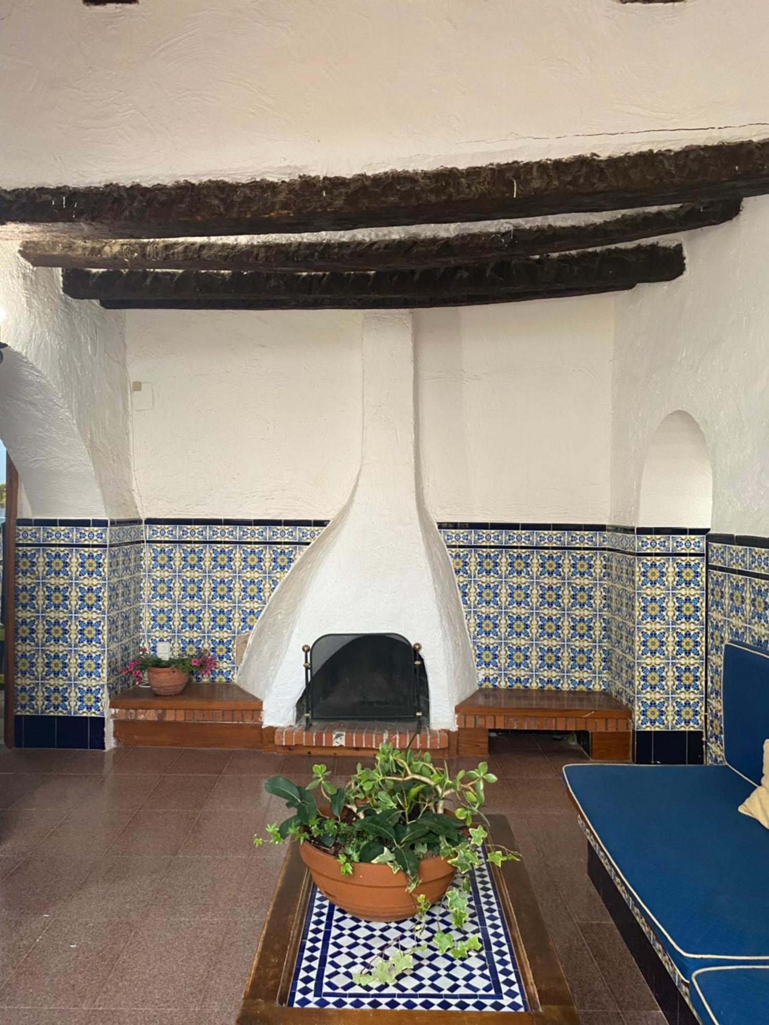 Pink Lemon House Bed & Breakfast Elche Eksteriør bilde